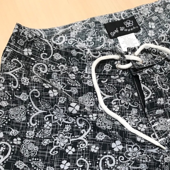 Surf Waves Sport Shorts Black Pattern Juniors' 9 Made in Russia NWT - Picture 6 of 17